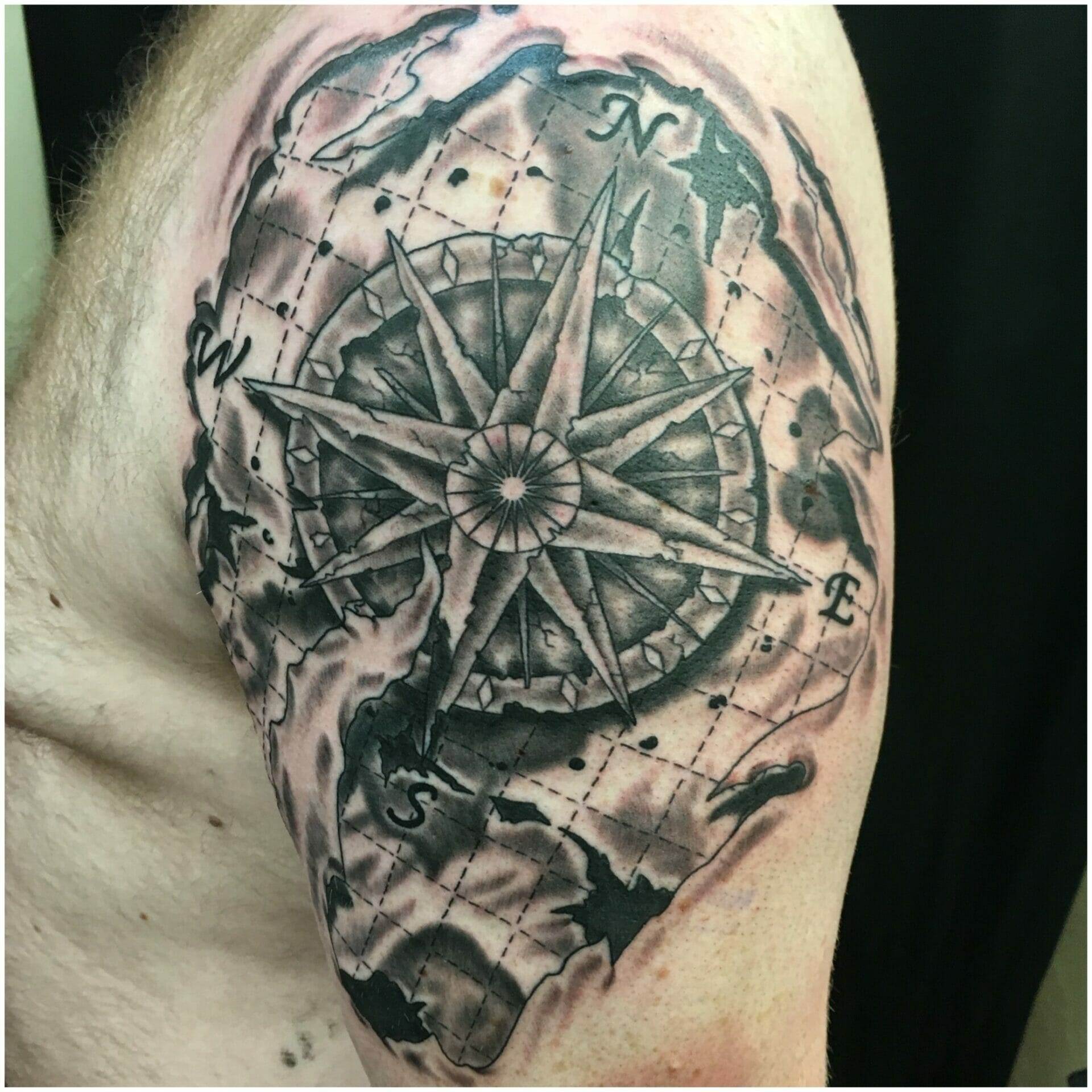 Tattoo addicted - A compass tattoo is a common sight among fishermen and  sailors. ... This is basically similar to how seafarers regard compass  tattoos as a symbol for guidance and protection.